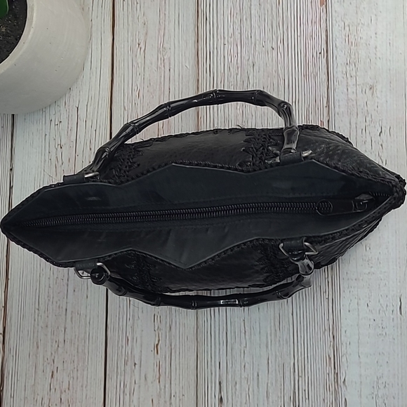 BLACK LEATHER & CROCHET PATCHWORK SMALL HANDBAG - Picture 7 of 10